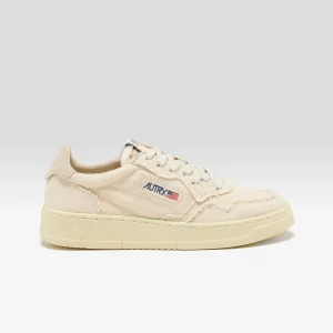 Autry Medalist Low for Women