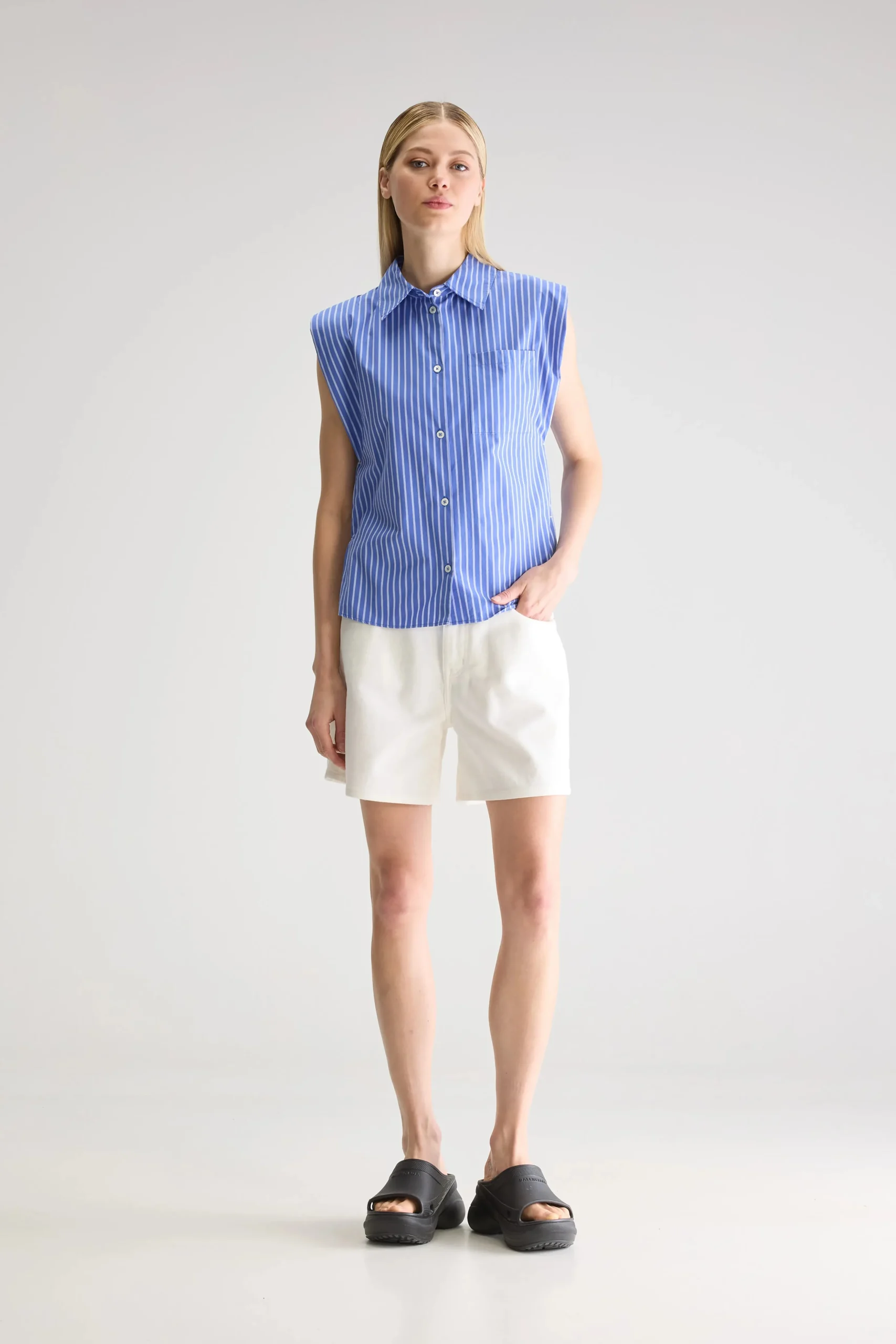 galice_mouwloos_hemd_2.webp Bellerose Galice mouwloos hemd