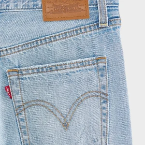 Levi's® Ribcage Straight Ankle Jeans